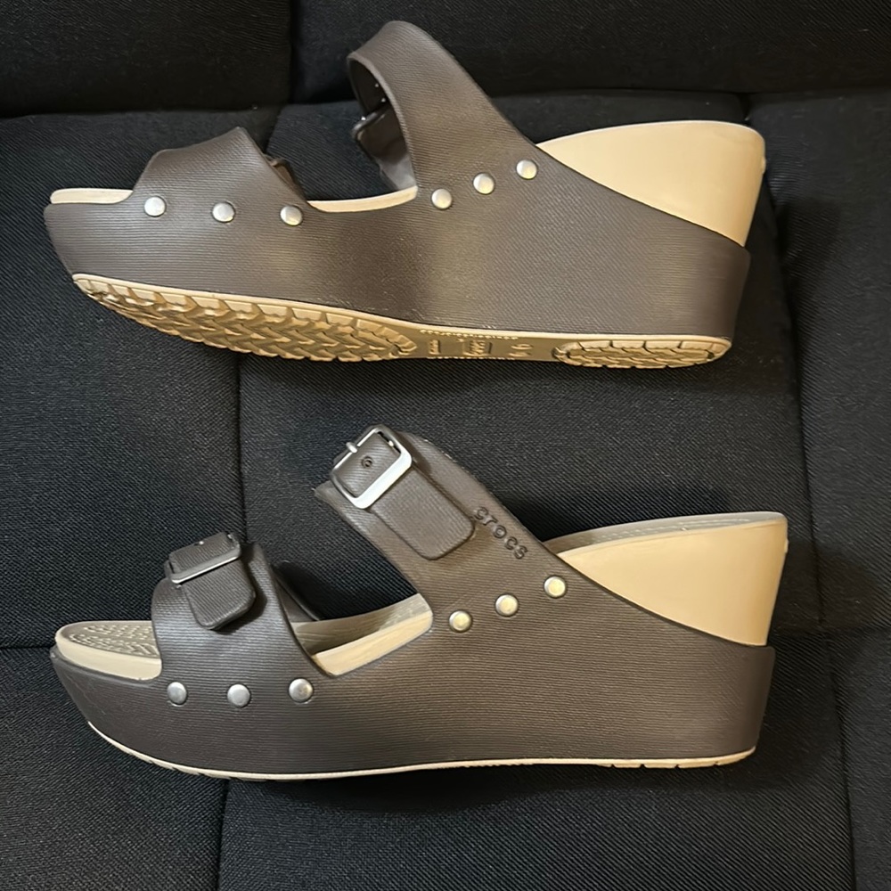 Crocs Women’s Platform Slide Sandals, Brown size 9